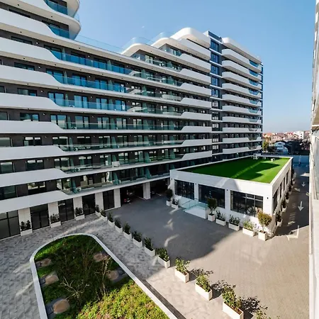 Andreas In Odyssey Pool & Apartamento *