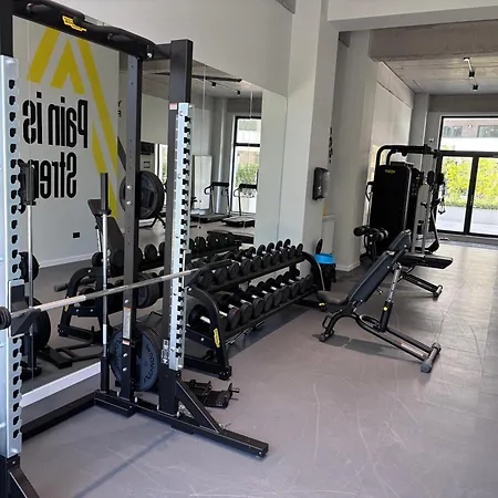 Andreas In Odyssey Pool & Apartamento Năvodari